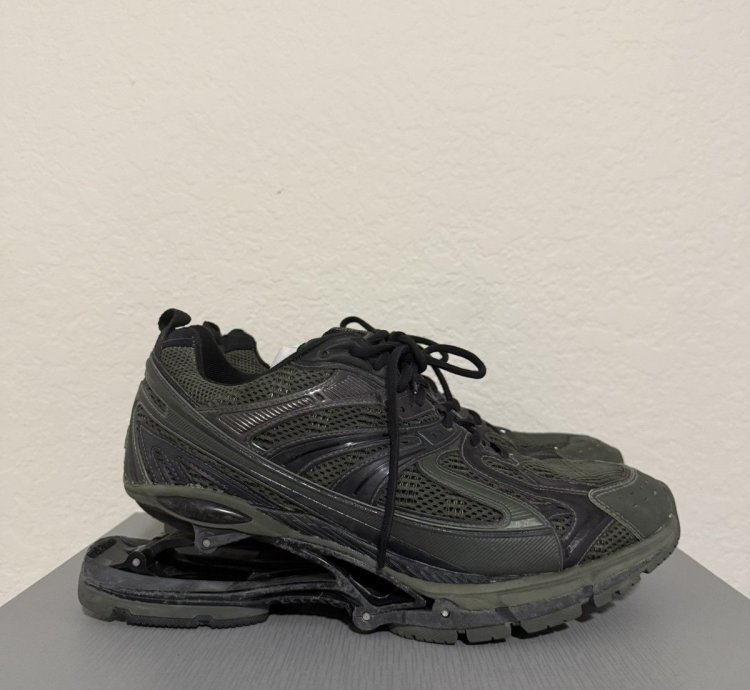 Balenciaga -Pander Sneaker Dark Green (45)