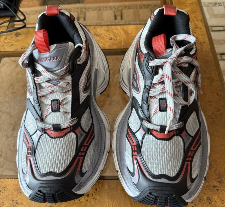 Balenciaga 10XL Sneaker White Grey Red