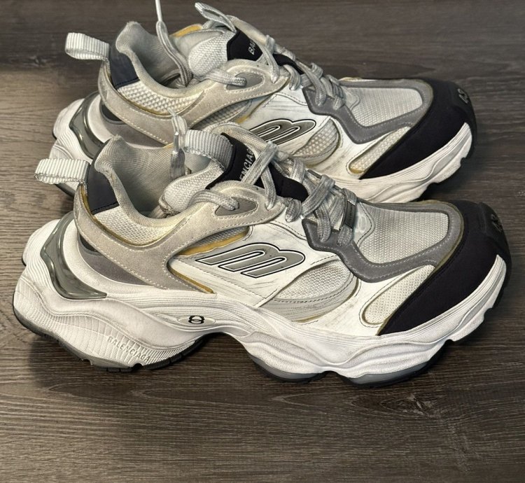 Balenciaga 3B Cargo Sneakers EU 43