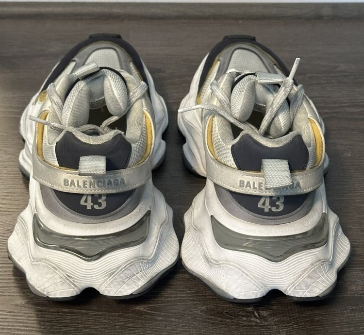Balenciaga 3B Cargo Sneakers EU 43