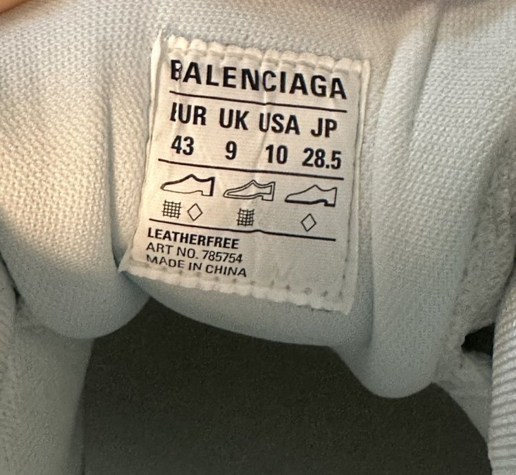 Balenciaga 3B Cargo Sneakers EU 43
