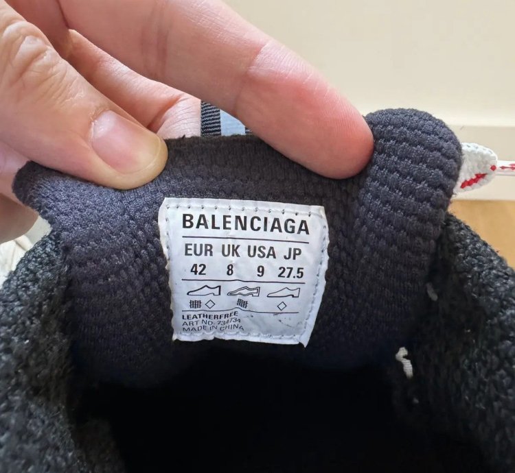 Balenciaga 3XL Grey White Red