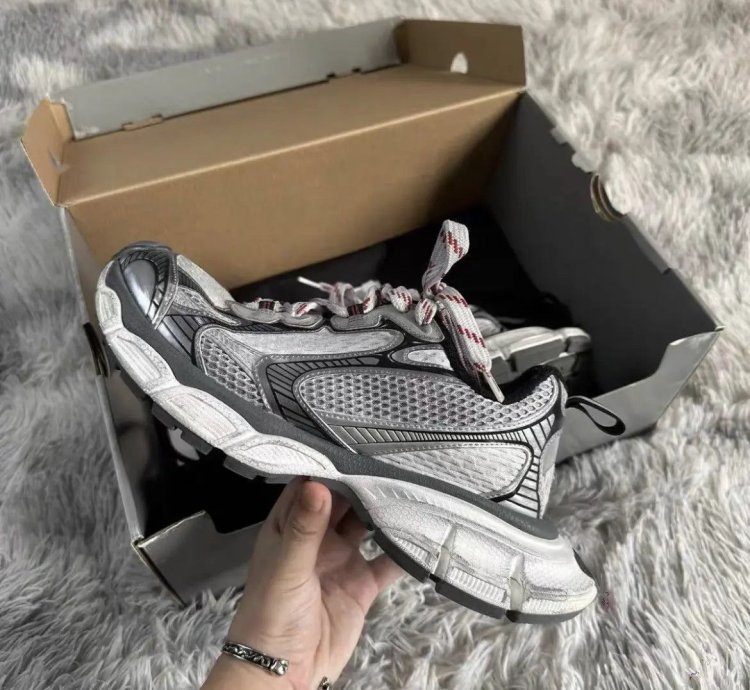 Balenciaga 3XL Grey White Red