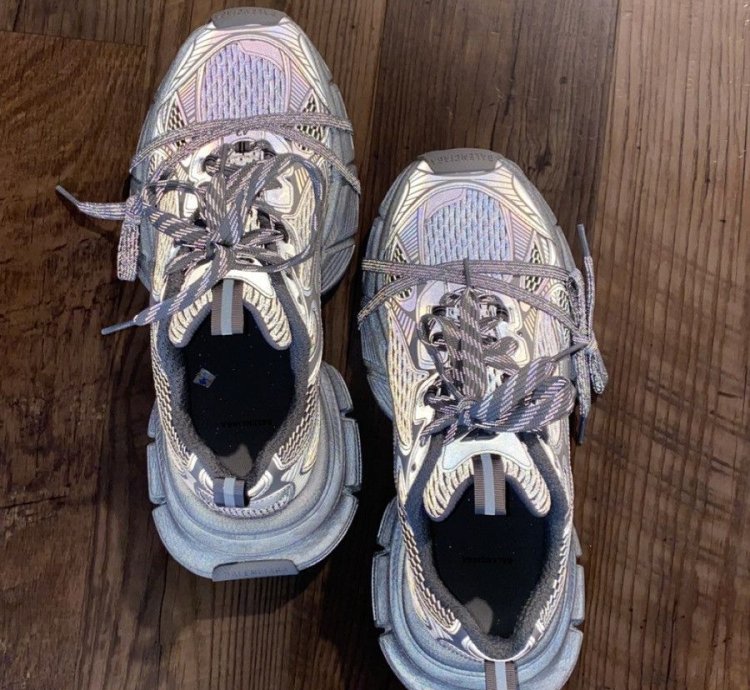 Balenciaga 3XL sneakers reflective grey