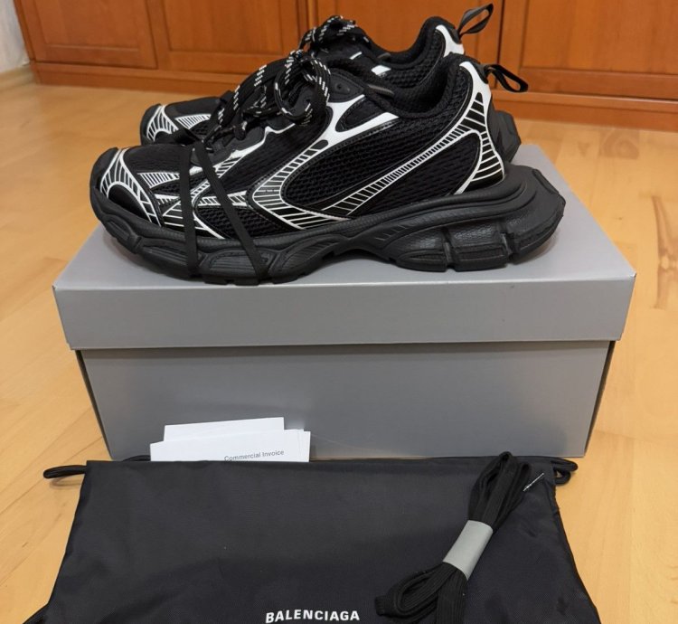 Balenciaga 3XL Triple Black