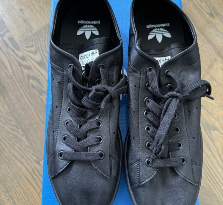 Balenciaga Adidas Stan Smiths (black) size 42