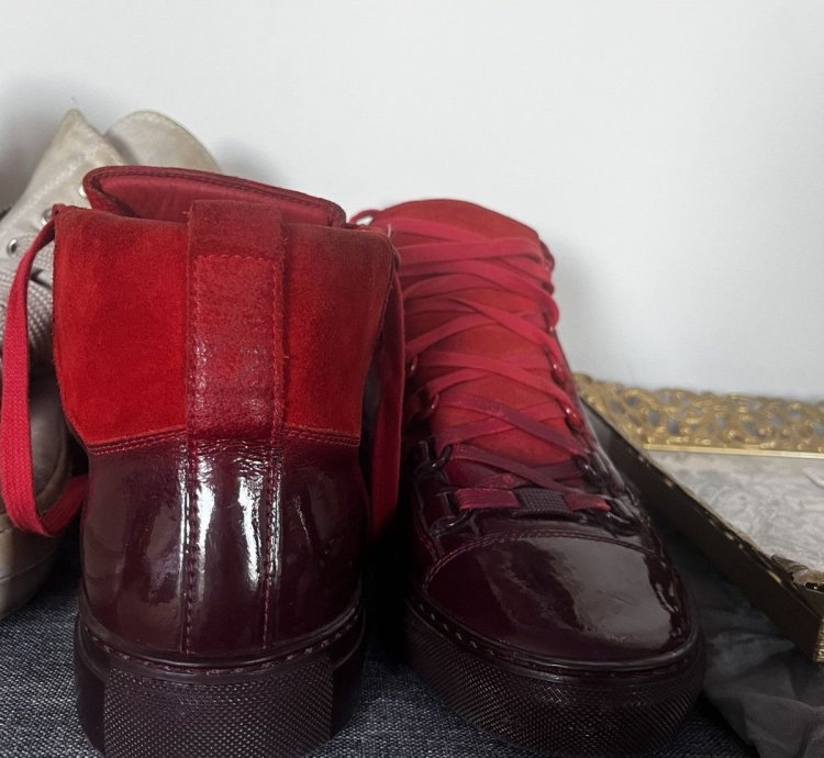 Balenciaga arena red dipped rare