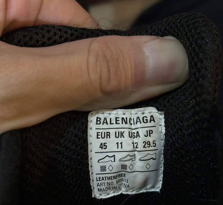 Balenciaga Bouncer Screw Defender Tire Sneaker