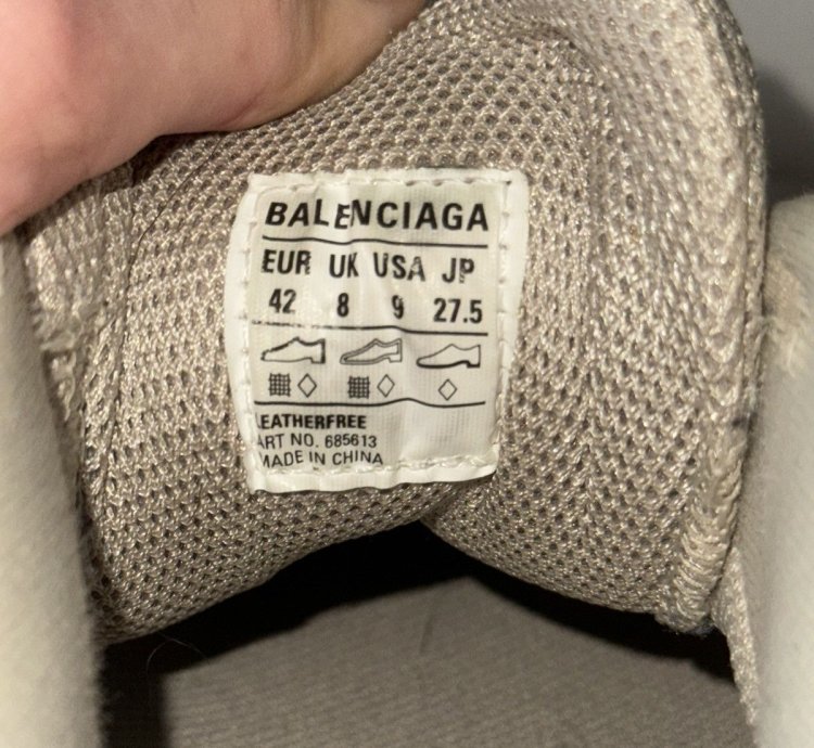 Balenciaga bouncer sneakers