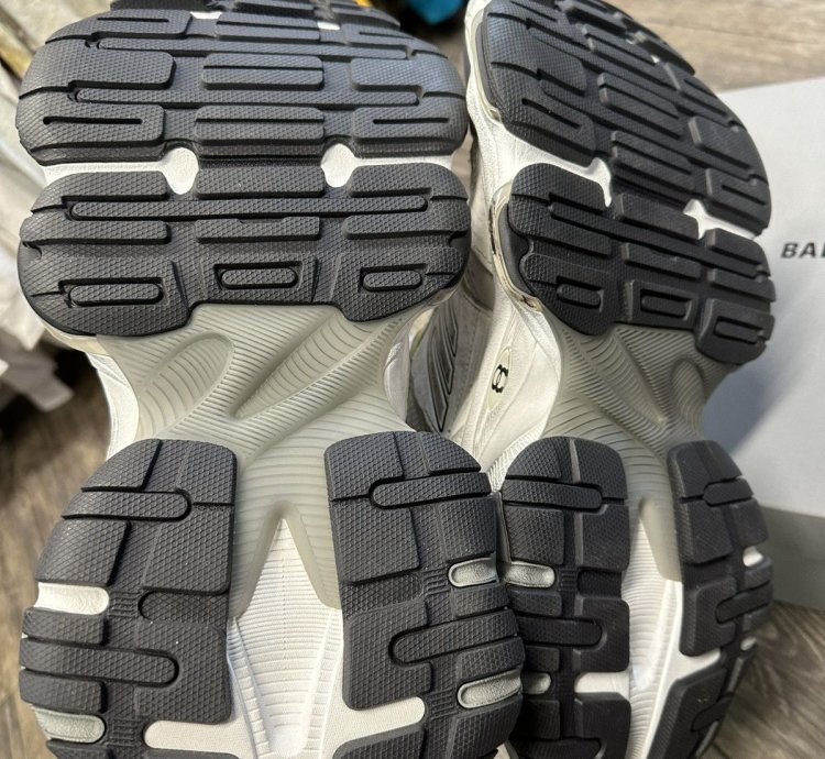 Balenciaga Cargo Sneakers