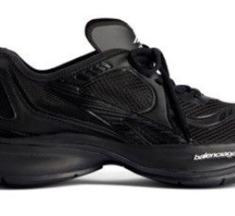 Balenciaga Circuit sneaker
