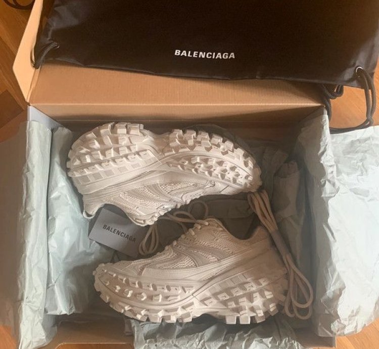 Balenciaga Defender Beige