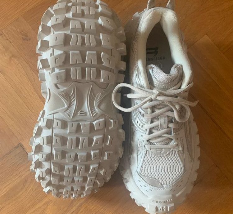 Balenciaga Defender Beige