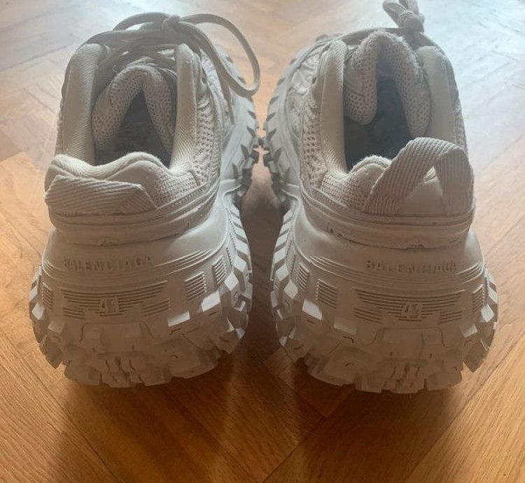 Balenciaga Defender Beige