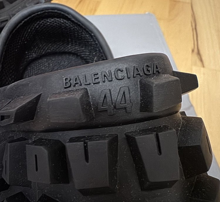 Balenciaga Defender Bouncer Mule Slippers Black