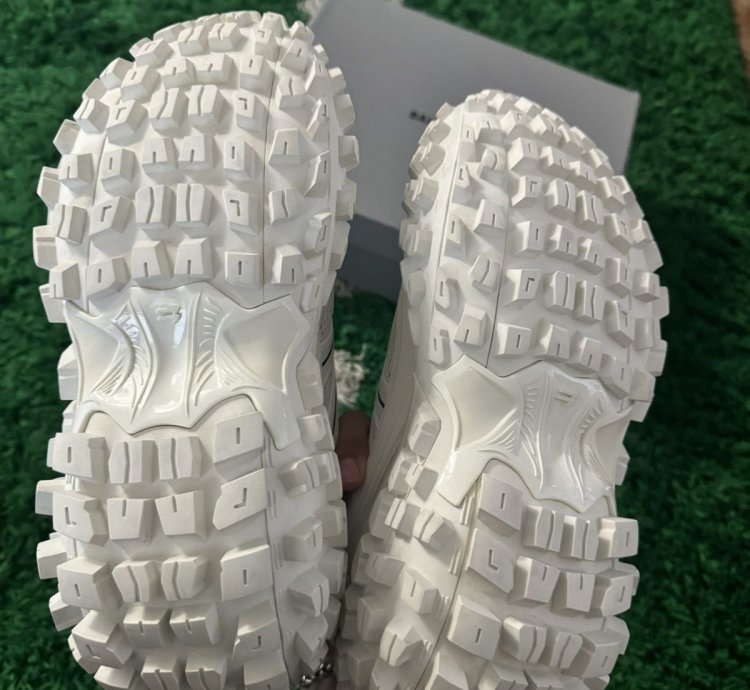 BALENCIAGA Defender Sneaker White