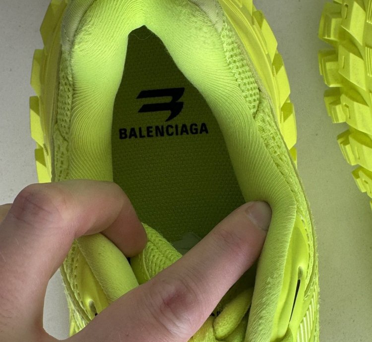 Balenciaga Defenders Bouncers Sneakers