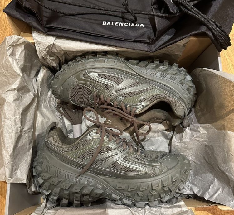 Balenciaga Defenders Sneakers Green