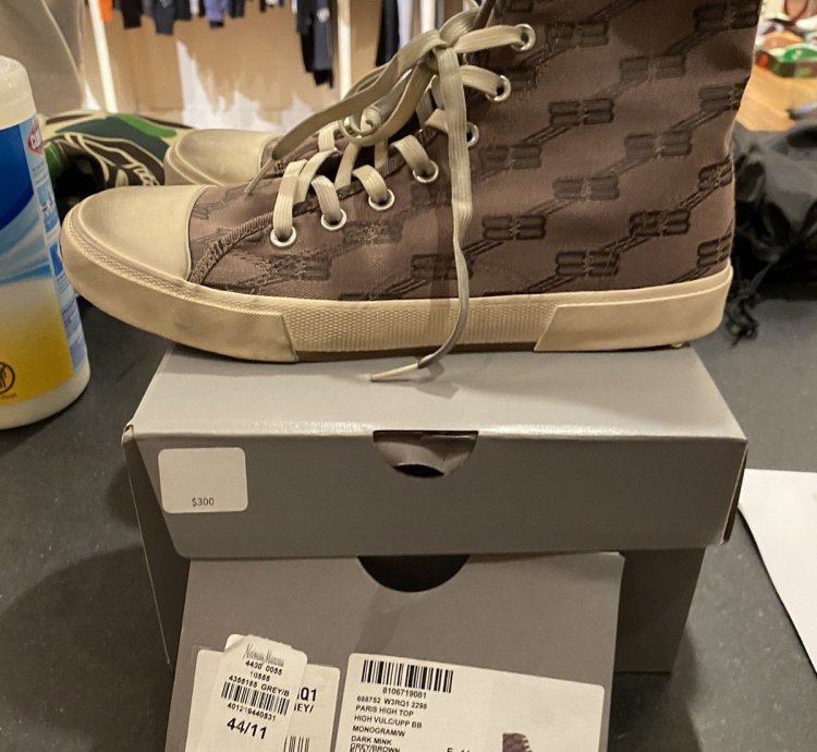 Balenciaga Distressed Sneaker