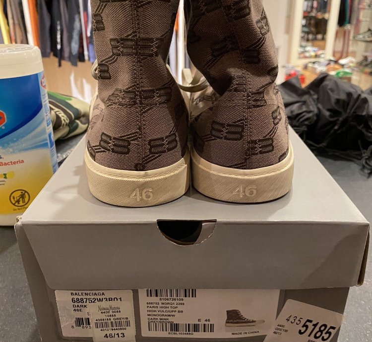 Balenciaga Distressed Sneaker