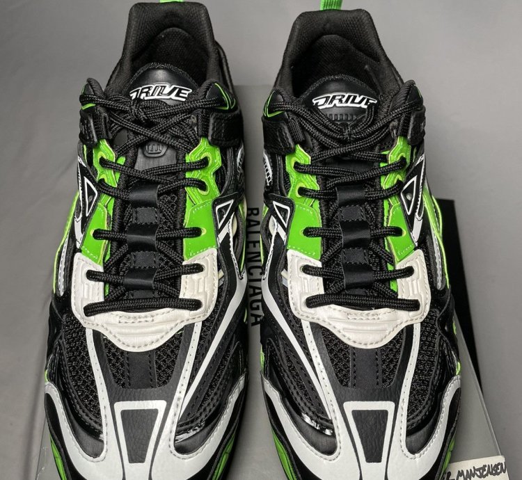 Balenciaga Drive Sneakers
