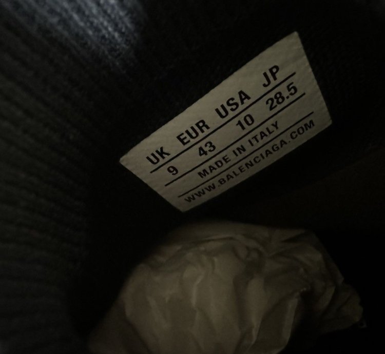 Balenciaga Graffiti Knit Runner