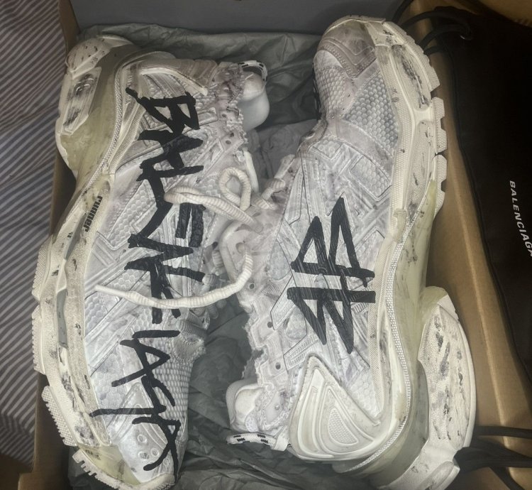 Balenciaga Graffiti Runner