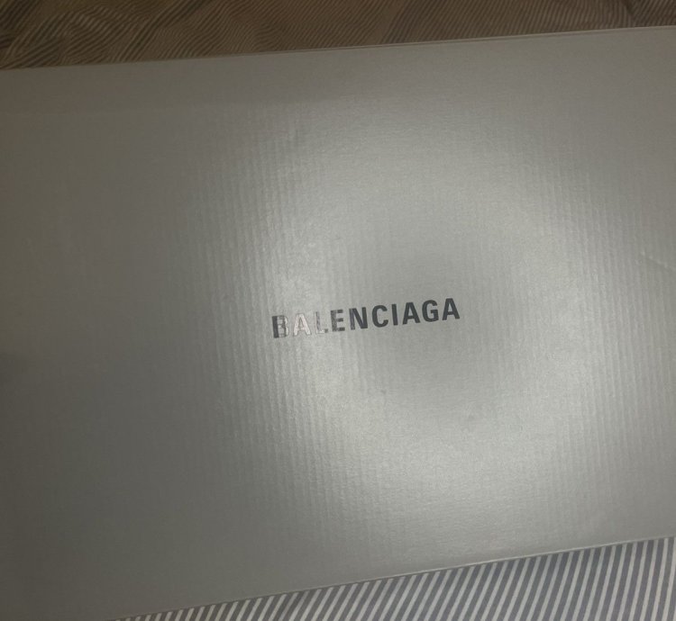 Balenciaga Graffiti Runner
