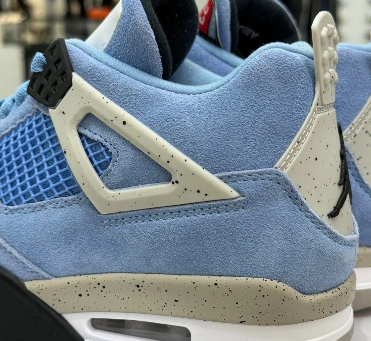 Air Jordan 4 SE University Blue "CT8527-400''