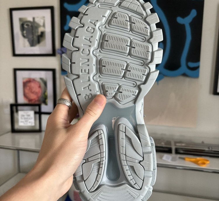 BALENCIAGA GREY TRACK SNEAKERS