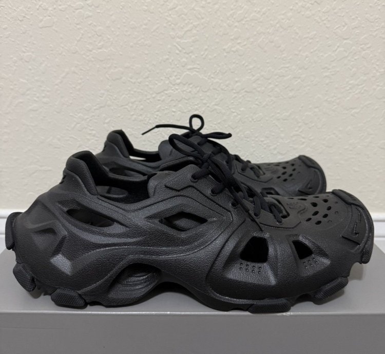 Balenciaga HD Sneaker Black