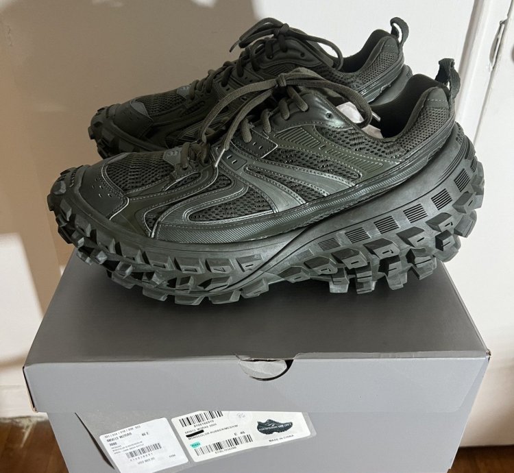 Balenciaga Khaki Defender Sneaker