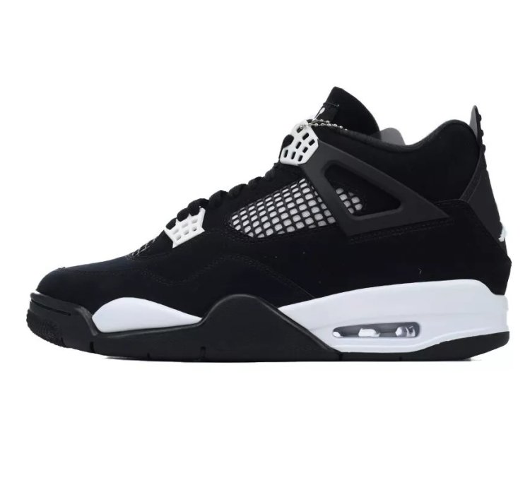 Air Jordan 4 Retro “White Thunder”