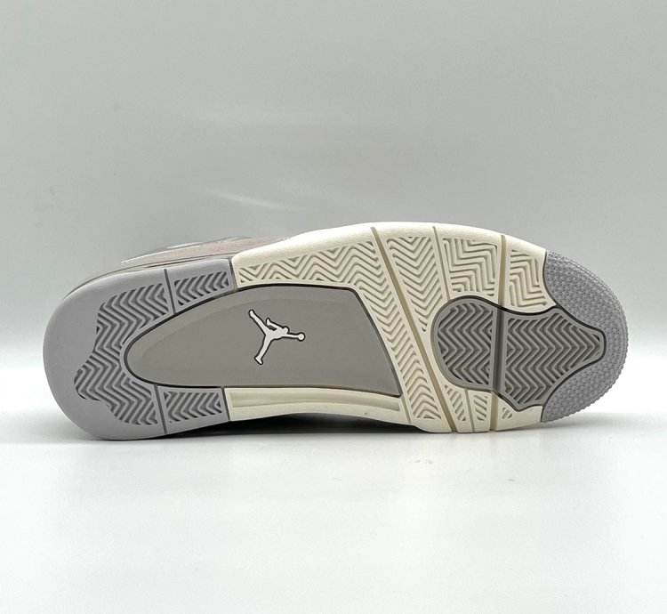 Nike Air Jordan 4 Retro ' Frozen Moments ' AQ9129-001