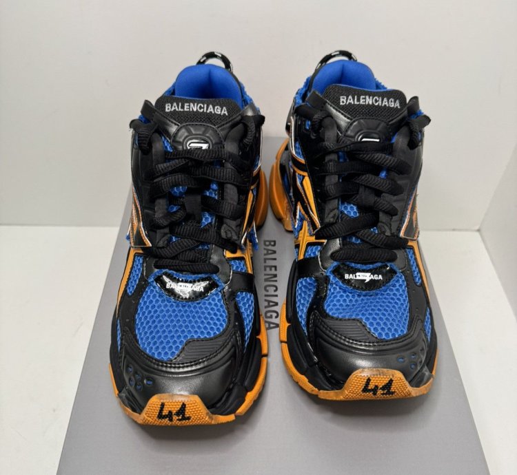 Balenciaga Men Runner Sneaker Orange Blue Sz 8 US