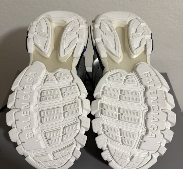 Balenciaga Metallic Track LED Sneaker (45)