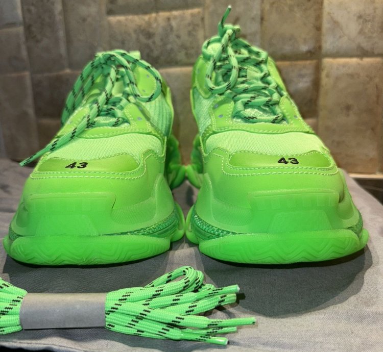 Balenciaga Neon Green LIMITED Triple