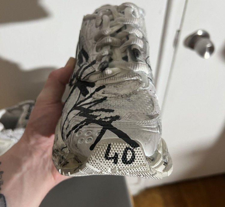 Balenciaga Off-White Runner Graffiti Sneaker