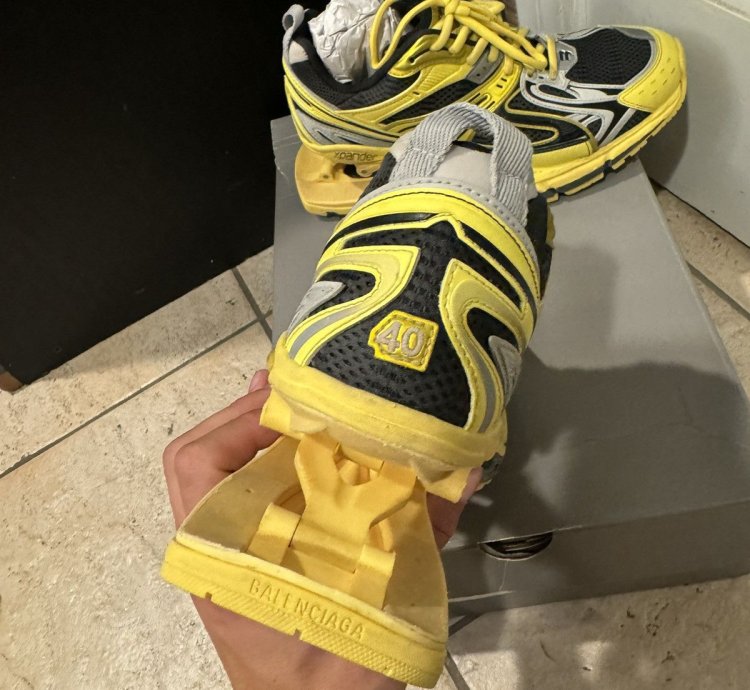 Balenciaga Pander 40