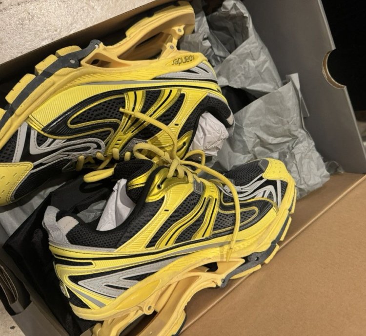 Balenciaga Pander 40