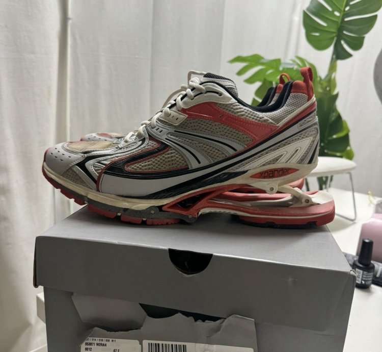 Balenciaga Pander 47