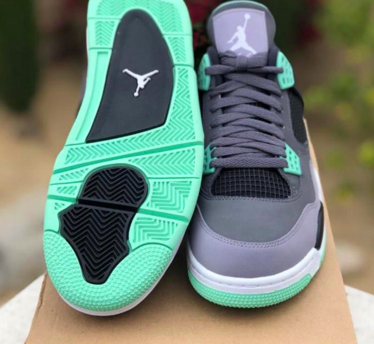 Nike Air Jordan 4 Retro ' Green Glow ' 308497-033