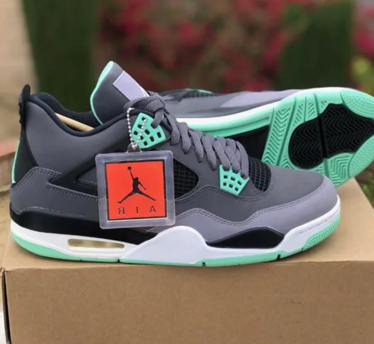 Nike Air Jordan 4 Retro ' Green Glow ' 308497-033