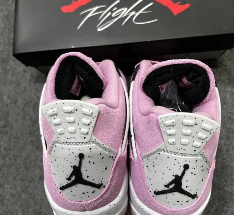 Nike Air Jordan 4 "Orchid" Retro