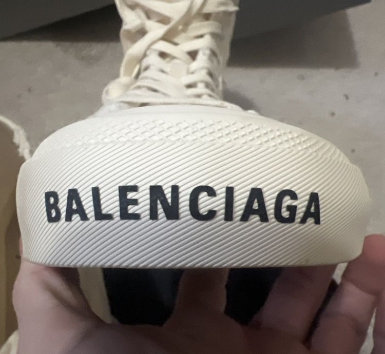 Balenciaga Paris high top shoe