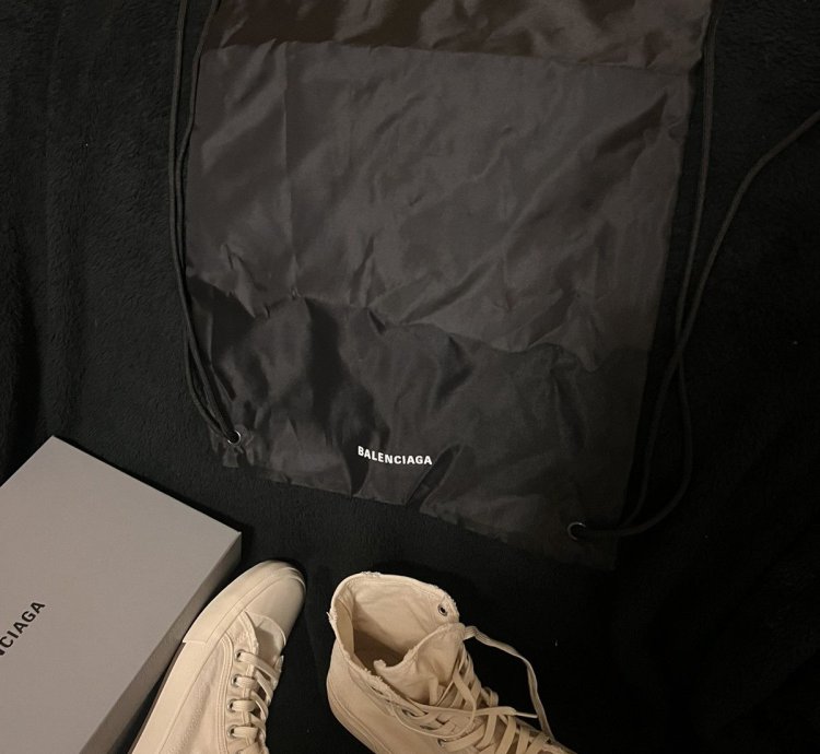 Balenciaga Paris high top shoe