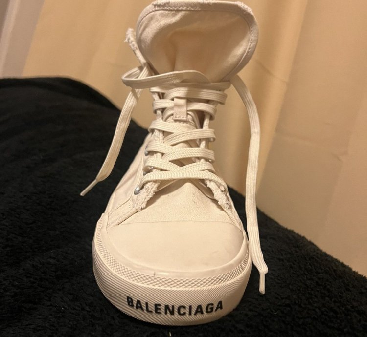 Balenciaga Paris high top shoe