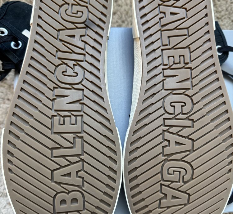 Balenciaga Paris High-Top Sneaker