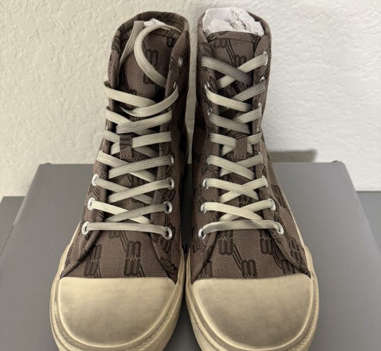Balenciaga Paris Monogram High Top Sneaker (42)