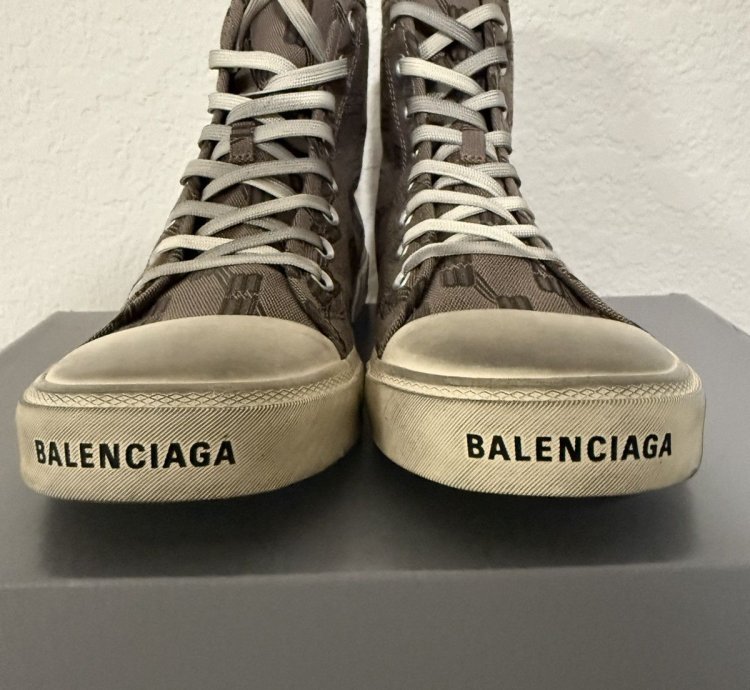 Balenciaga Paris Monogram High Top Sneaker (42)